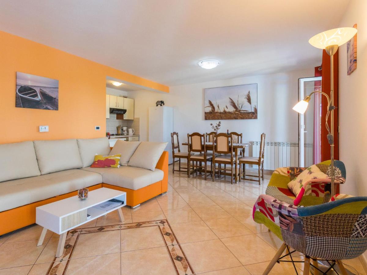 Apartment Cancar-1 By Interhome بوريتش المظهر الخارجي الصورة